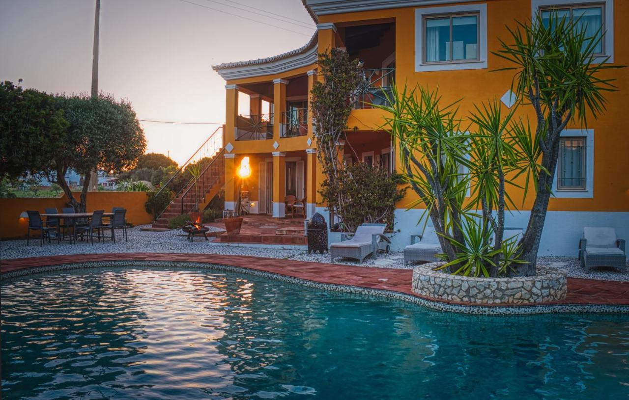Moonshine Guest House With Private Studios And Private Cottage Lagos Exteriör bild