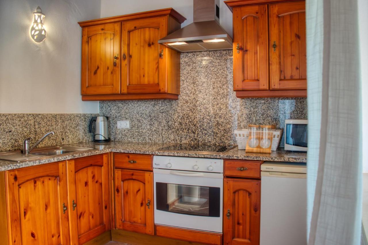 Moonshine Guest House With Private Studios And Private Cottage Lagos Exteriör bild