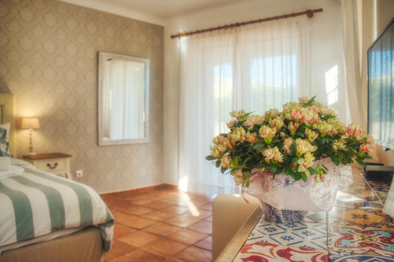 Moonshine Guest House With Private Studios And Private Cottage Lagos Exteriör bild